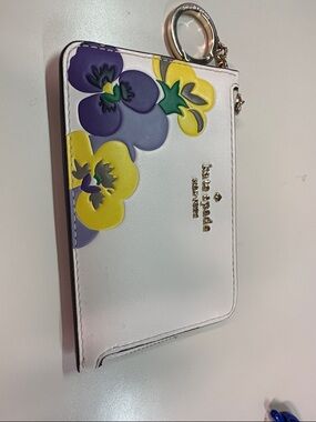kate spade White Floral Cardholder with Purple & Yellow Pansies